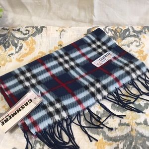 Beautiful and cashmere soft scarf